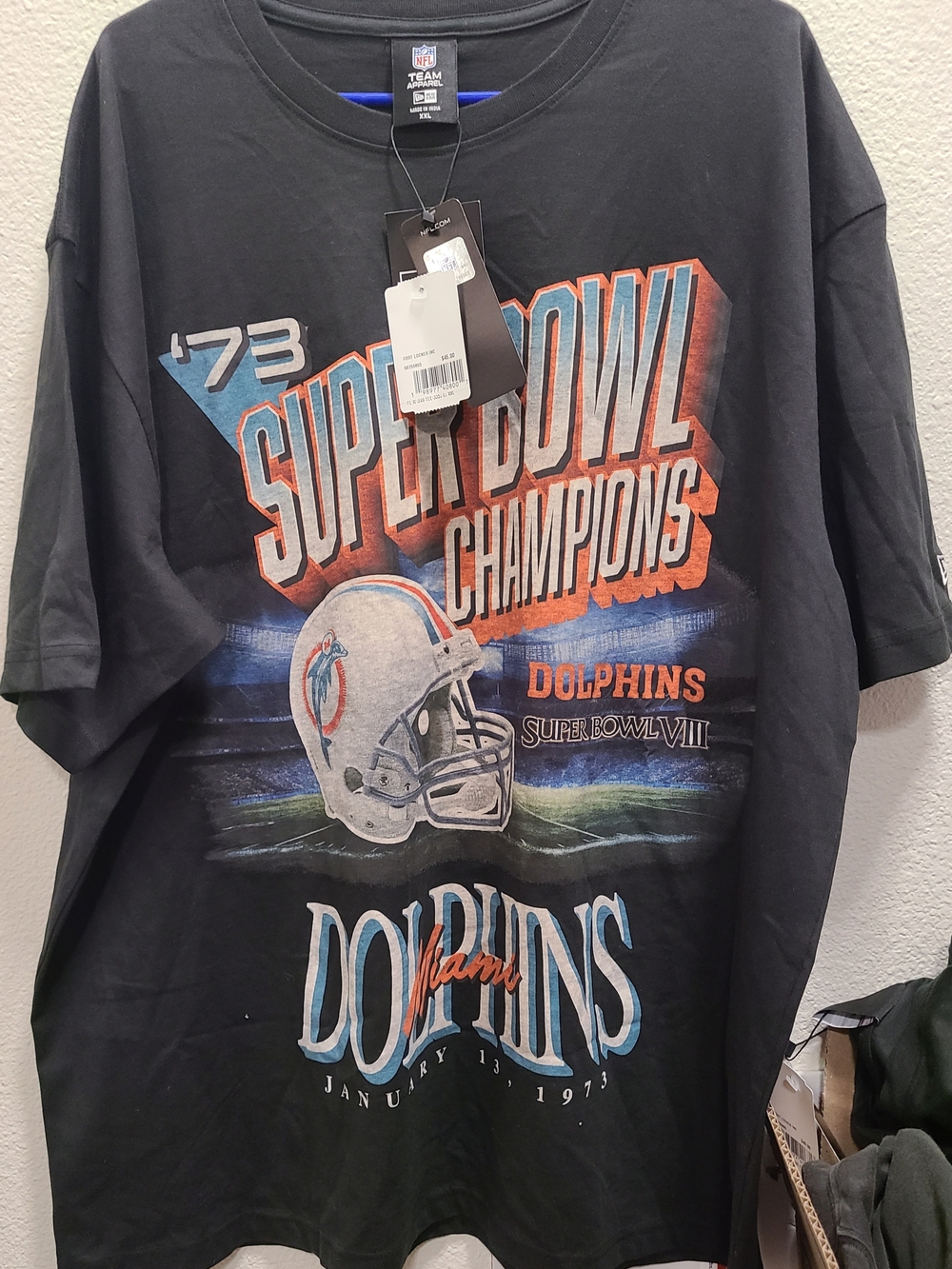 New Era Black Miami Dolphins Super Bowl Champions Graphic Tee